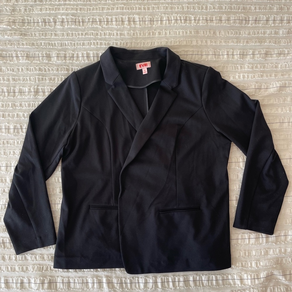 EVRI Black Stretchy Blazer